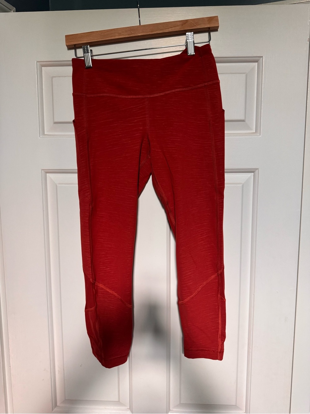lululemon athletica Red Cropped Active Capri Leggings